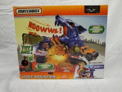 New Matchbox Wolf Mountain Jurassic Copter Car Lot