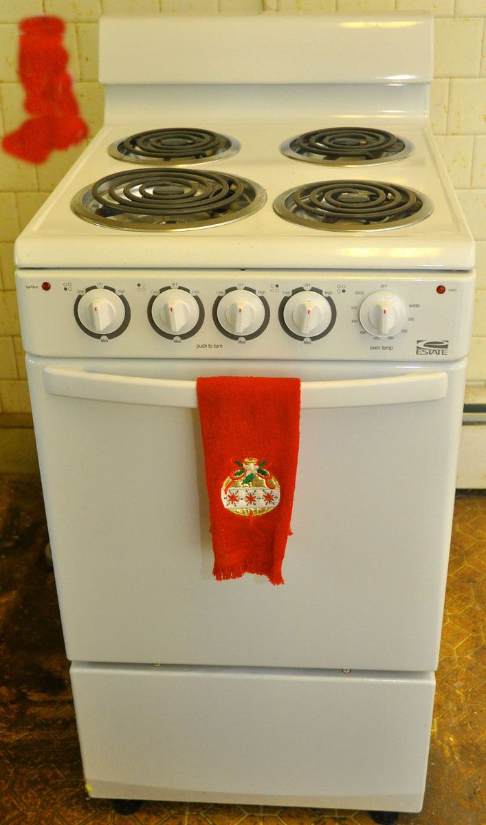 Estate Cooktop Stove Slightly Used Apartment Size