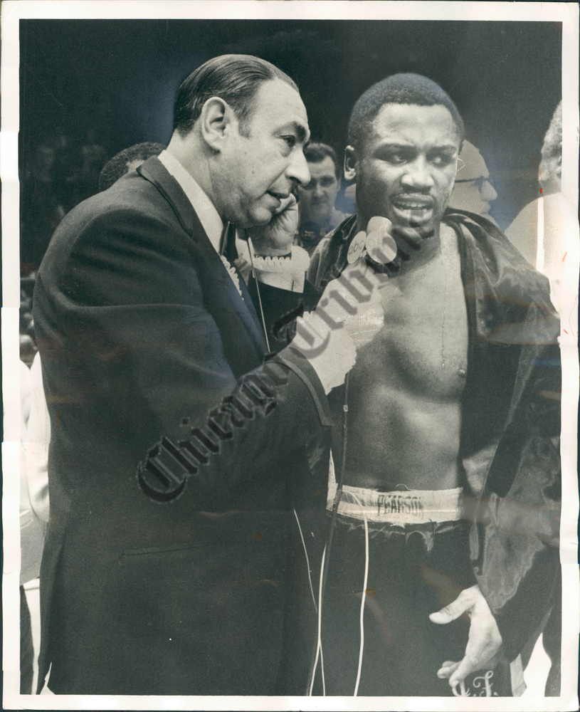 Ct Chicago Tribune Photo Howard Cosell Joe Frazier