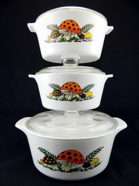 Vintage 70s Corning Ware  Roebuck Merry Mushroom Casserole Dishes