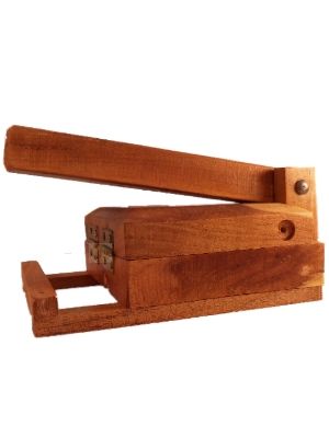 Mexican Mesquite Tortilla Press 9 x 7 Mezquite Wood