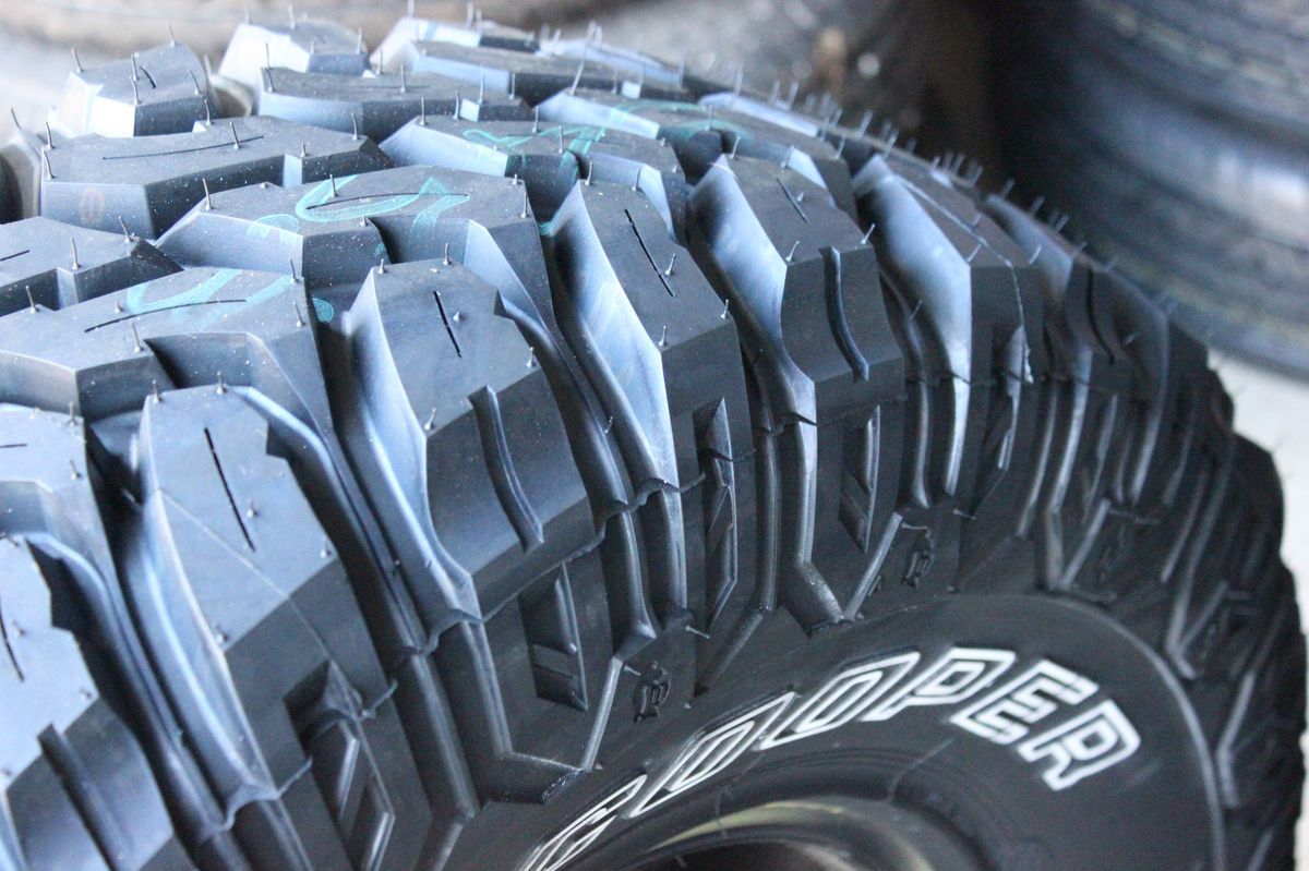 NEW LT 265 75 16 Cooper Discoverer STT Mud Terrain Tires R16 OWL