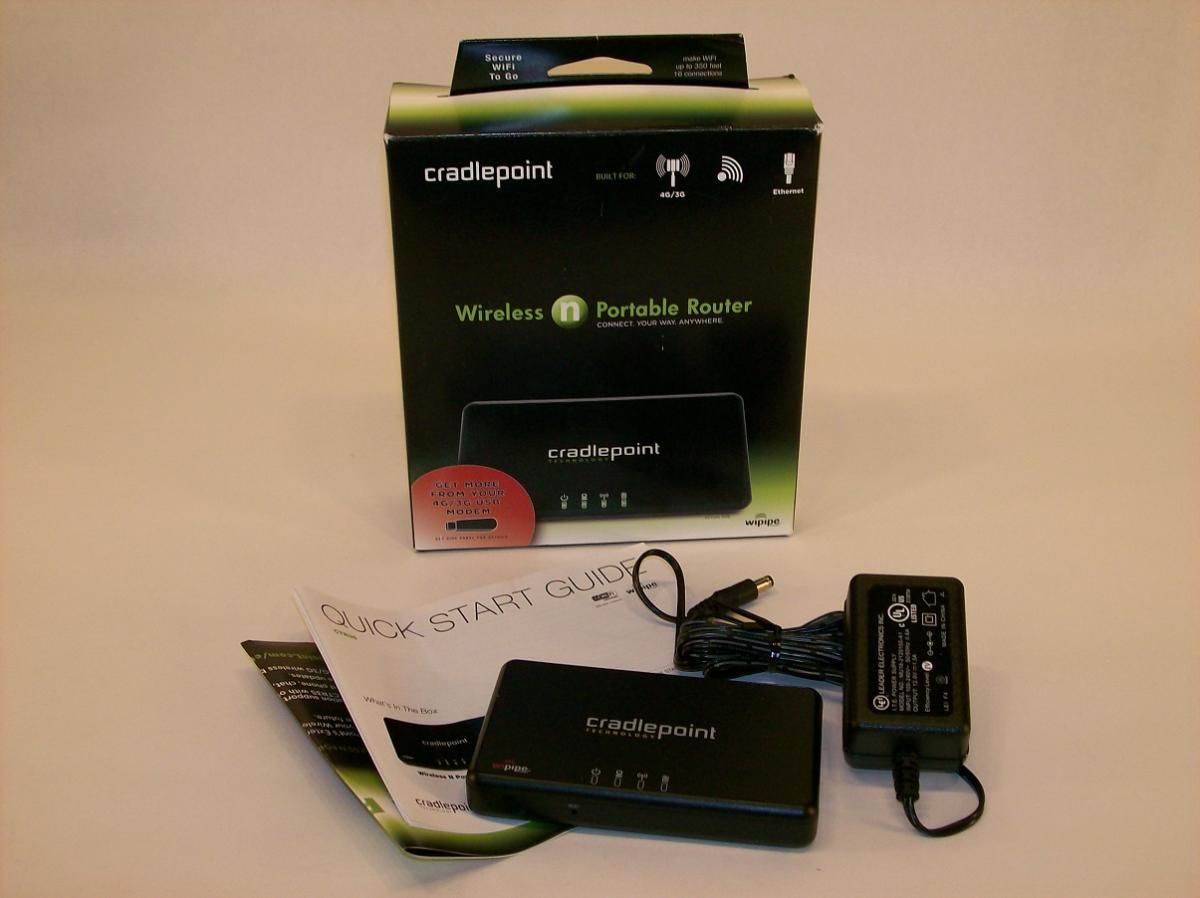 Cradlepoint CTR35 Wireless N Router IEEE 802 11n ISM Band 54 Mbps Open