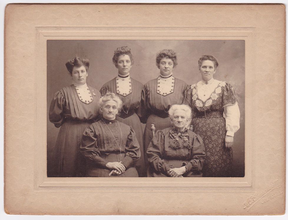 G09 753 Lucy Thrift Austin, Mary Decker, Noll, Miller, Proctor, Shaw