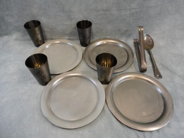  STARGATE UNIVERSE DESTINY SHIP MESS HALL SET W/ PLATES CUPS & UTENSILS