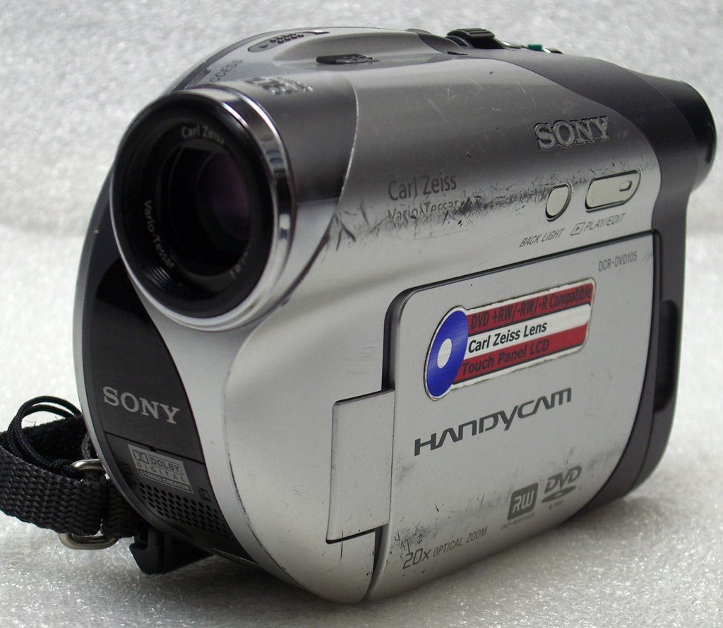 Sony DCR DVD105 Digital DVD Camcorder Video Recorder 30 Days Warranty