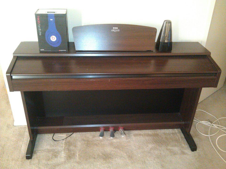  Yamaha Digital Grand Piano YDP 140