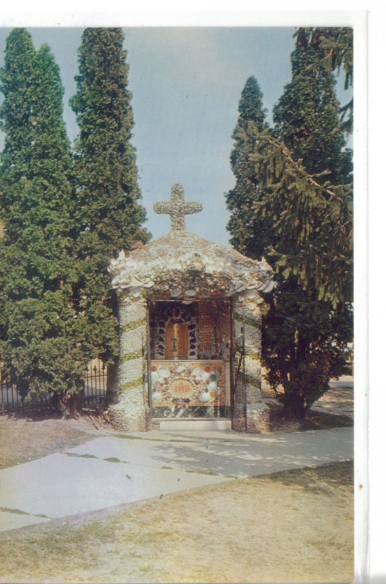  Altar in The Cemetery Holy Ghost Catholic Church Dickeyville Wi