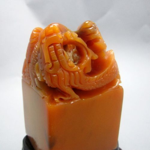 100% Natural Shoushan Tianhuang Stone Seal / Stamp   Dragon NR/PC446