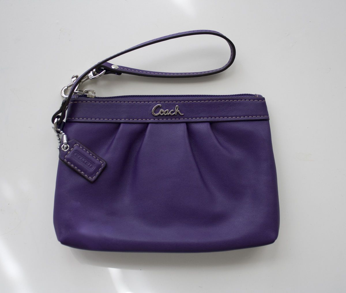  Coach Wristlet Eggplant