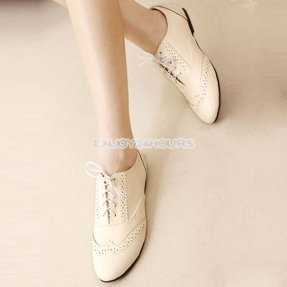 EN24 Women Girl Vogue Classics Lace UPS Carving PU Leather Low Flats