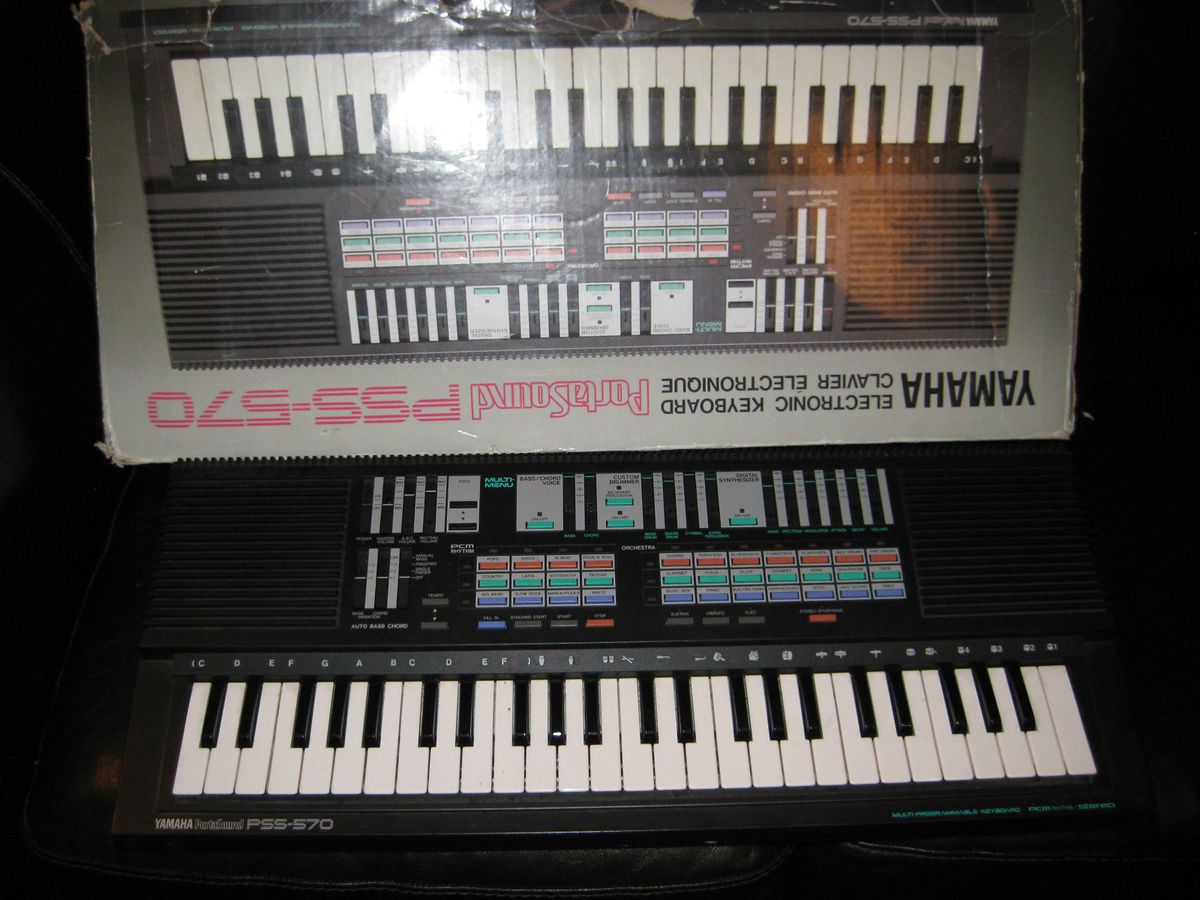 Yamaha Portasound PSS 570 Electronic Keyboard