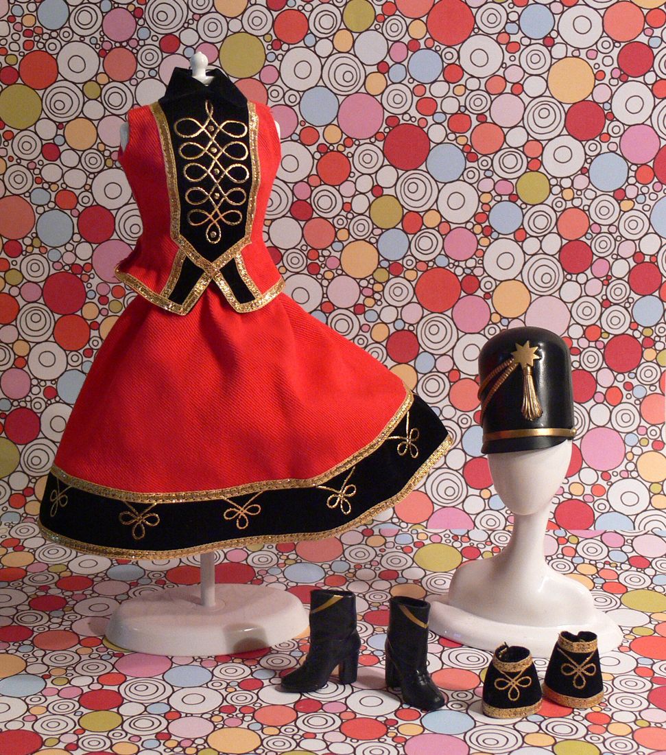 FAO Schwarz 150th Anniversary BARBIE Toy Soldier DRESS Accessories COA