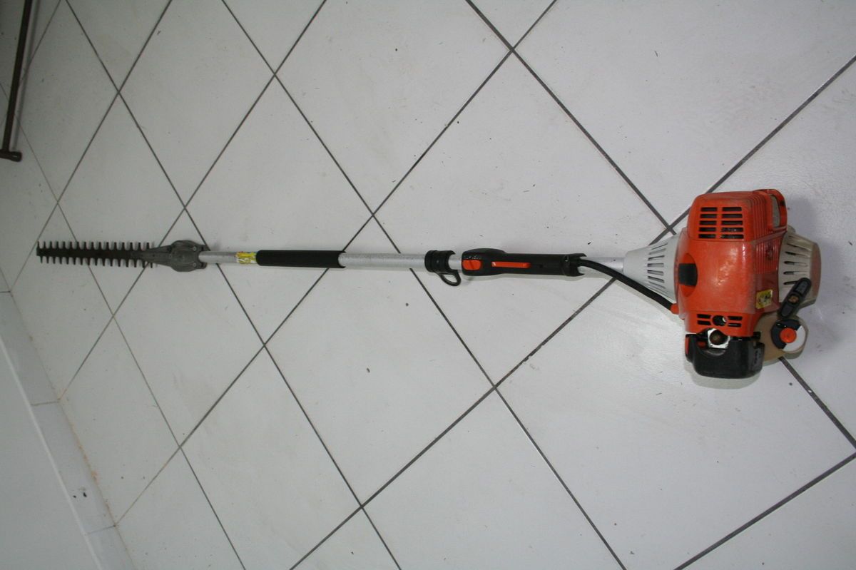   HL 100K PROFESSIONAL EXTENDED REACH HEDGE TRIMMER DOUBLE SIDE BLADE