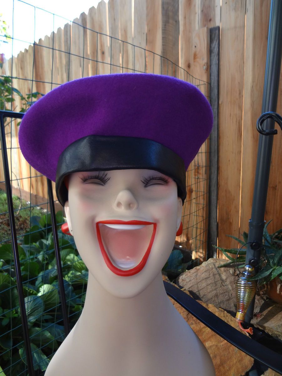 Eric Javits Bollman & Co. 100% wool doeskin felt purple & black beret