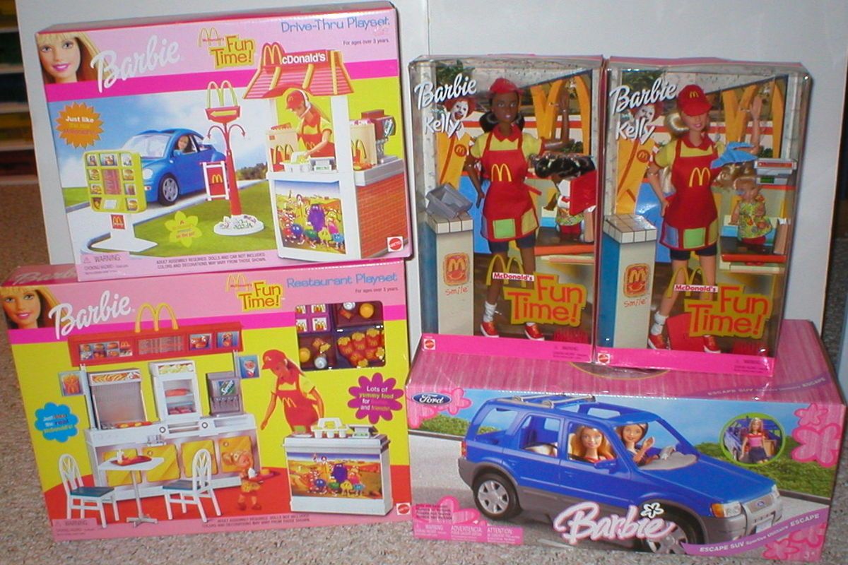 Ultimate BARBIE McDonalds Lot FUN TIME Restaurant Drive Thru Sets SUV