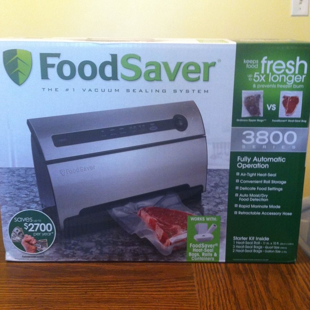 FoodSaver V3835 Vacuum Food Sealer with SmartSeal Technology.