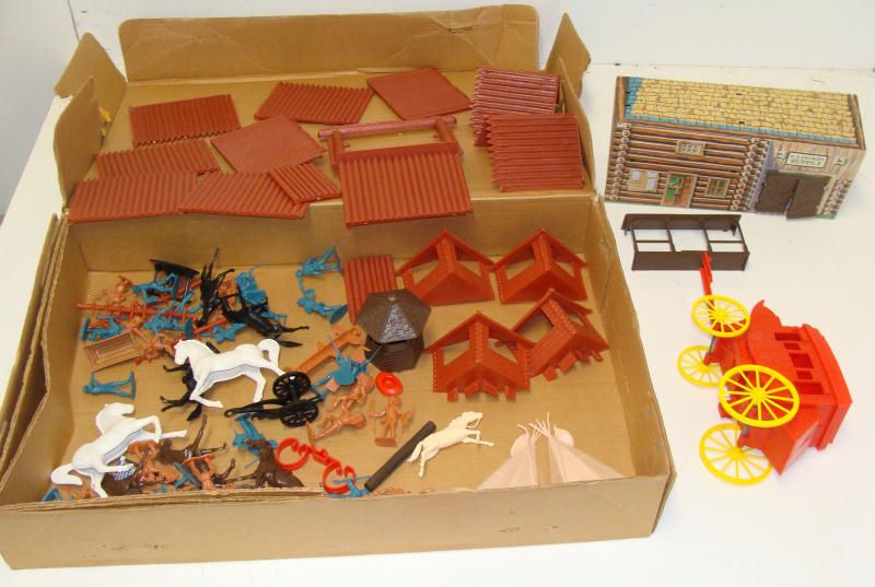 Marx Fort Apache Lot U s Cavalry Tin Supply Indians Playset Box