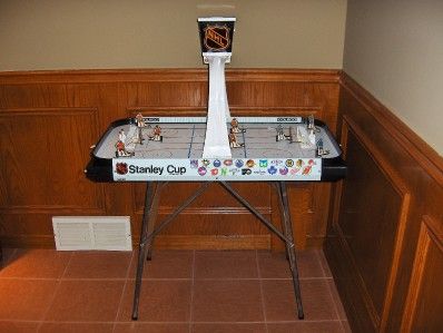 Vintage Coleco 5385 NHL Stanley Cup Playoff Table Top Hockey Game