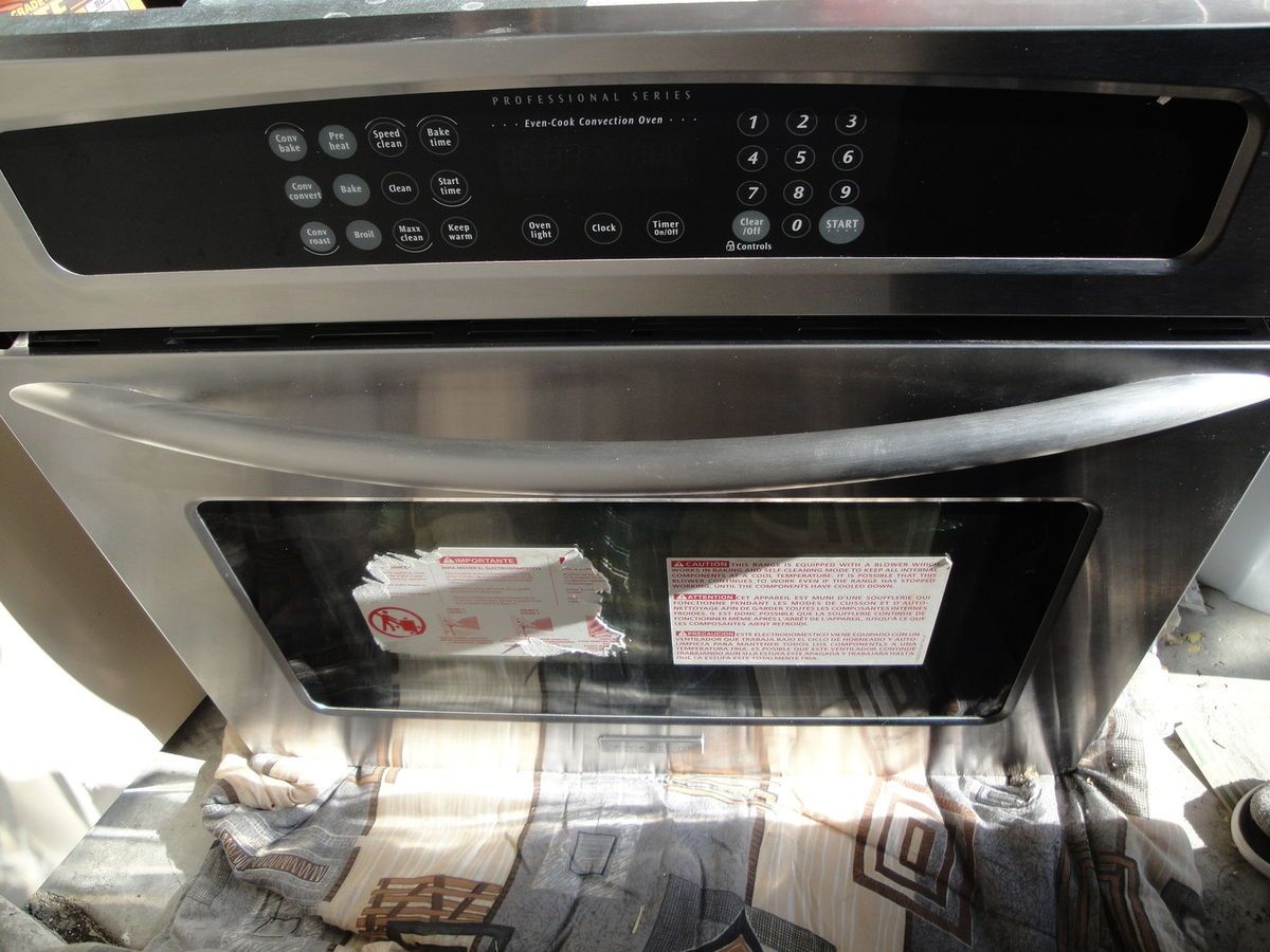 Frigidaire 30 Stainless Steel Single Wall Oven PLEB30S9DCA