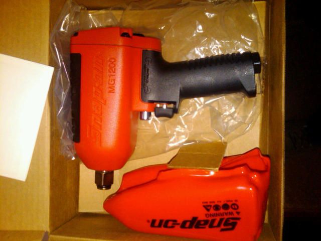 Snap on MG1200 Impact Wrench, Air, Heavy Duty, 3/4 Drive (150 700 ft