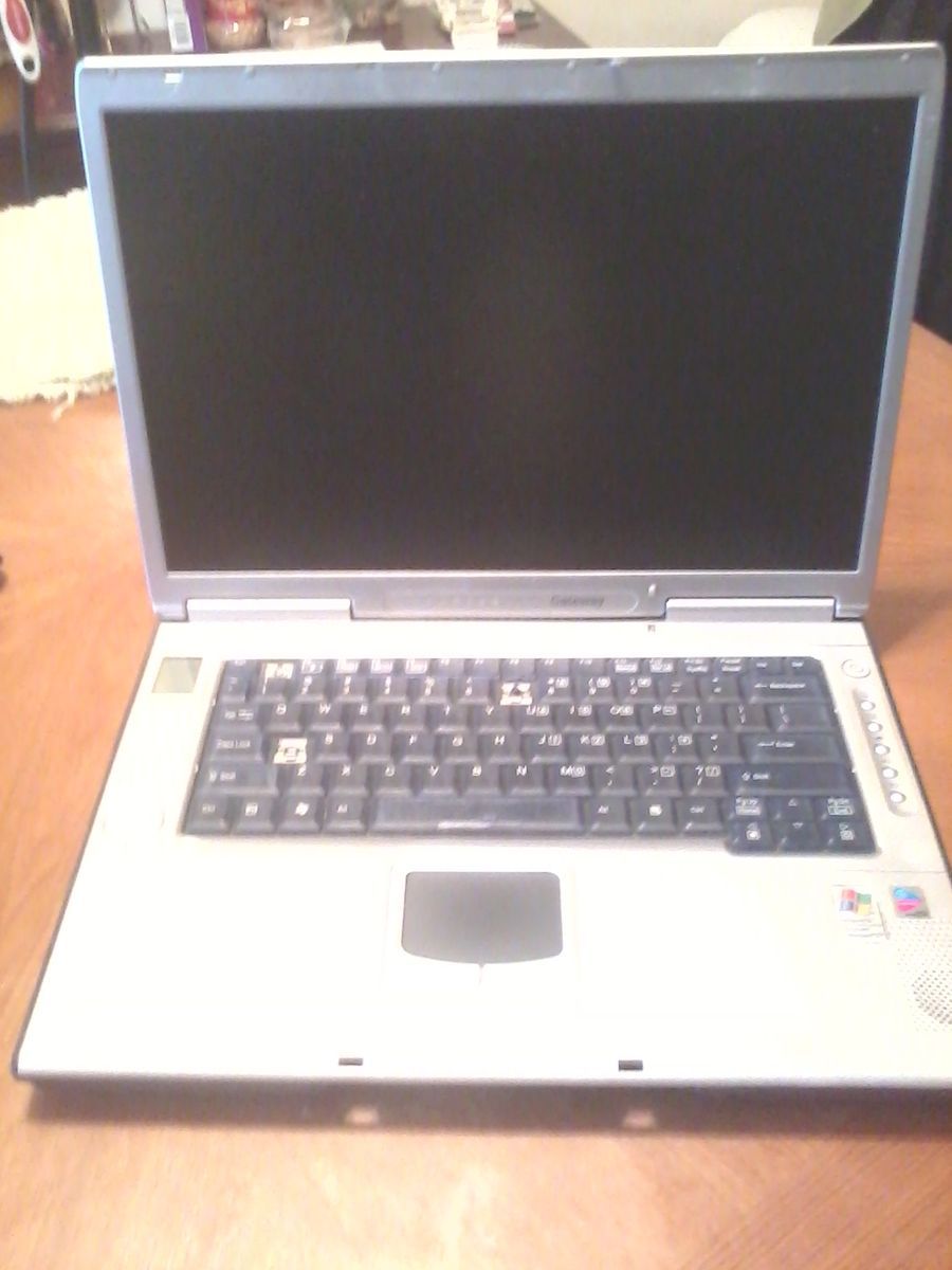 Gateway M505B2 1 5GHz Laptop alot of Good Parts