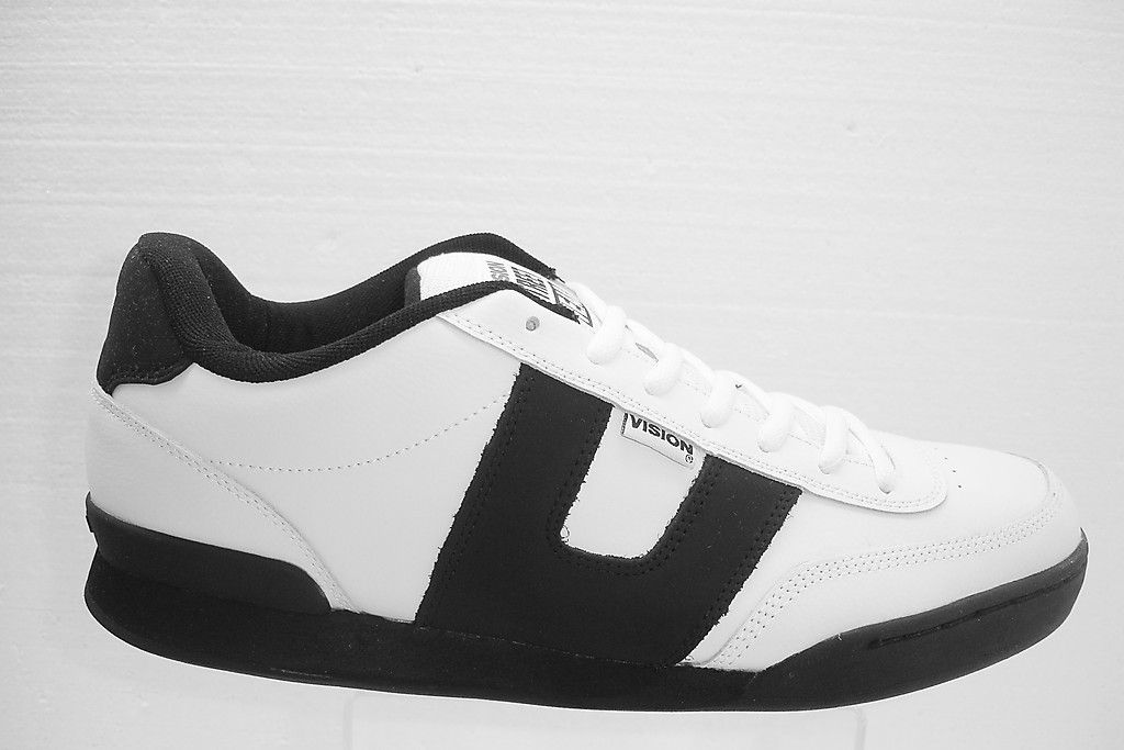 Vision Street Wear Geezer White Skater SZ 13.0 M