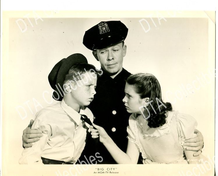  8x10 Still Drama Margaret OBrien George Murphy Butch Jenki VG