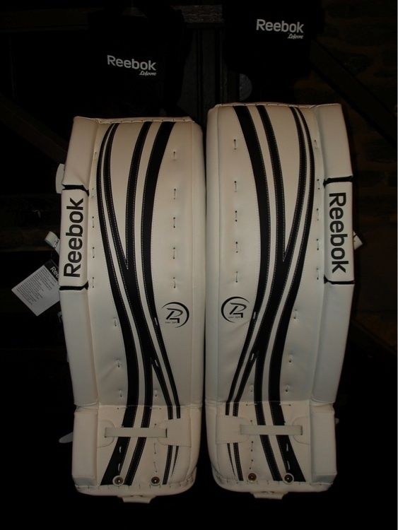 New Reebok P4 14k Goalie Pad 34 1 White Black