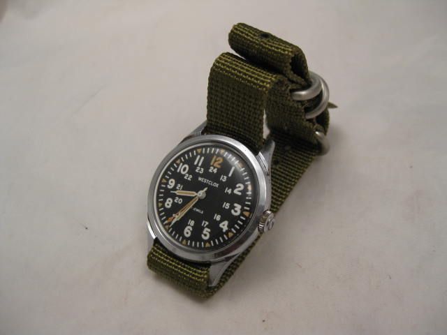 Vietnam Era PX R R Hong Kong Westclox 1968 Radium Dial M101 Military