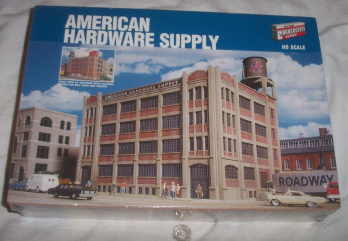  Series HO Scale American Hardware Supply Building Model Kit