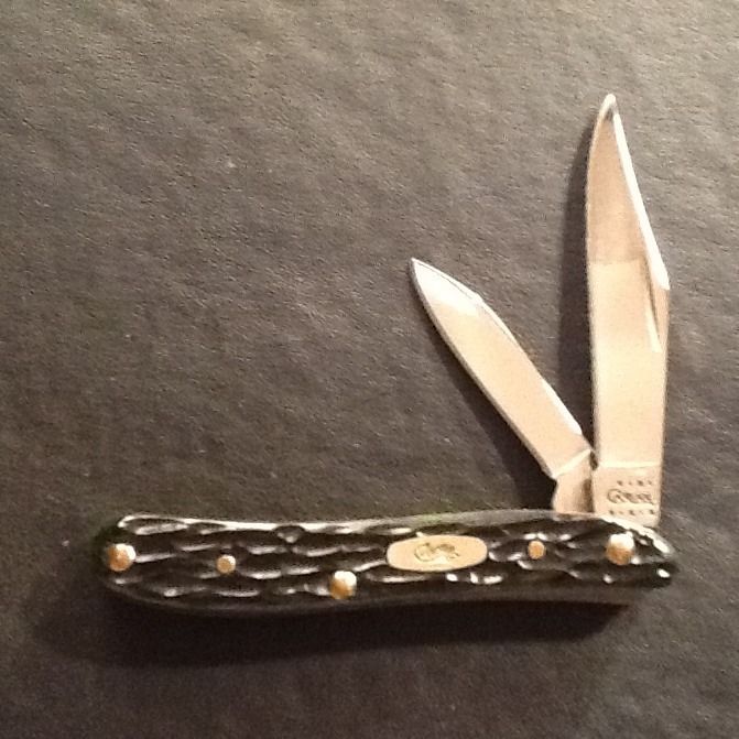 Case XX 6220 Two Blade Hunter Green Pocket Knife Mint  New Without