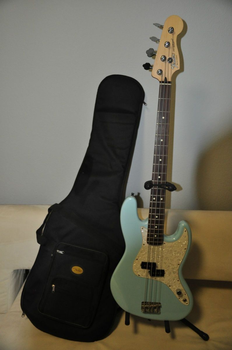 Fender Mark Hoppus Signature Bass Guitar