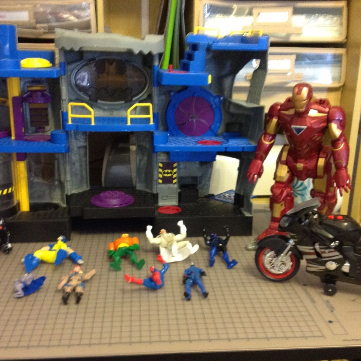 HUGE Lot of Superheroes and Imaginext Bat Man Cave, Walking Talking