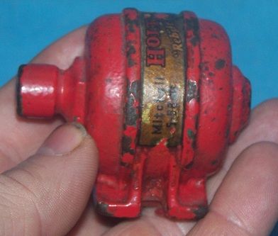  Vintage SALESMAN SAMPLE or PAPERWEIGHT HOLT Miniature CAST IRON MOTOR