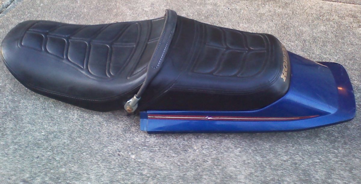 Honda 80s Seat with Rear Cowl Nighthawk 600 750