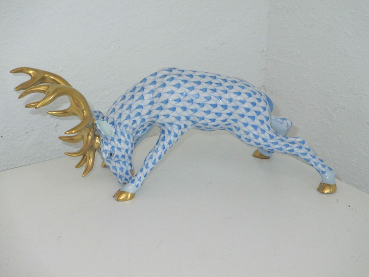 HEREND HUNGARIAN PORCELAIN FIGURINE SCULPTURE BLUE BUCK GOLD DEER