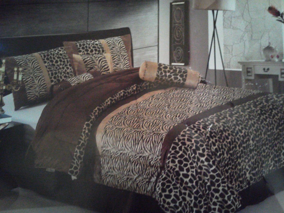 Beautiful 7pcs Leopard Print Queen Comforter