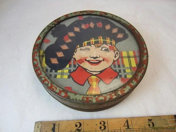 Lyon Toffee Novelty Dexterity Palm Puzzle Tin C1920s