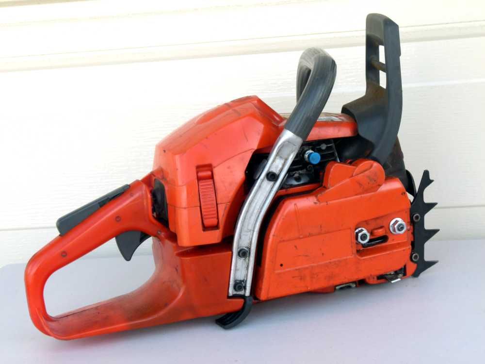 Husqvarna 359 Chain Saw No Bar No Chain