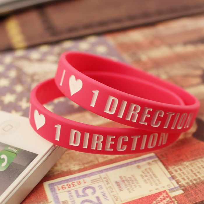 Love One Direction 1D One 1 Direction Silicone Rubber Wristband