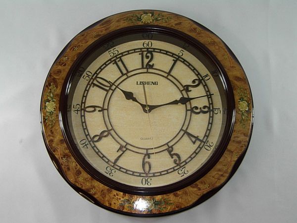 Italian Style in Laid Wood Wall Clock Kitchen