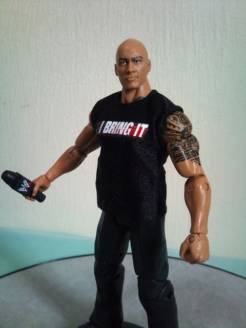 THE ROCK (DWAYNE JOHNSON) ROAD TO WRESTLEMANIA 27 ELITE EXCLUSIVE WWE