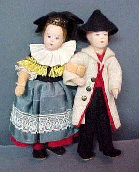 Unmarked Pair Erna Meyer Cloth Dollhouse Dolls