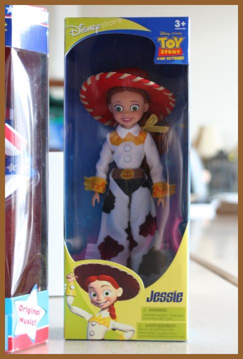 Jessie Toy Story and Beyond Mint in Box Disney Exclusive Action Figure