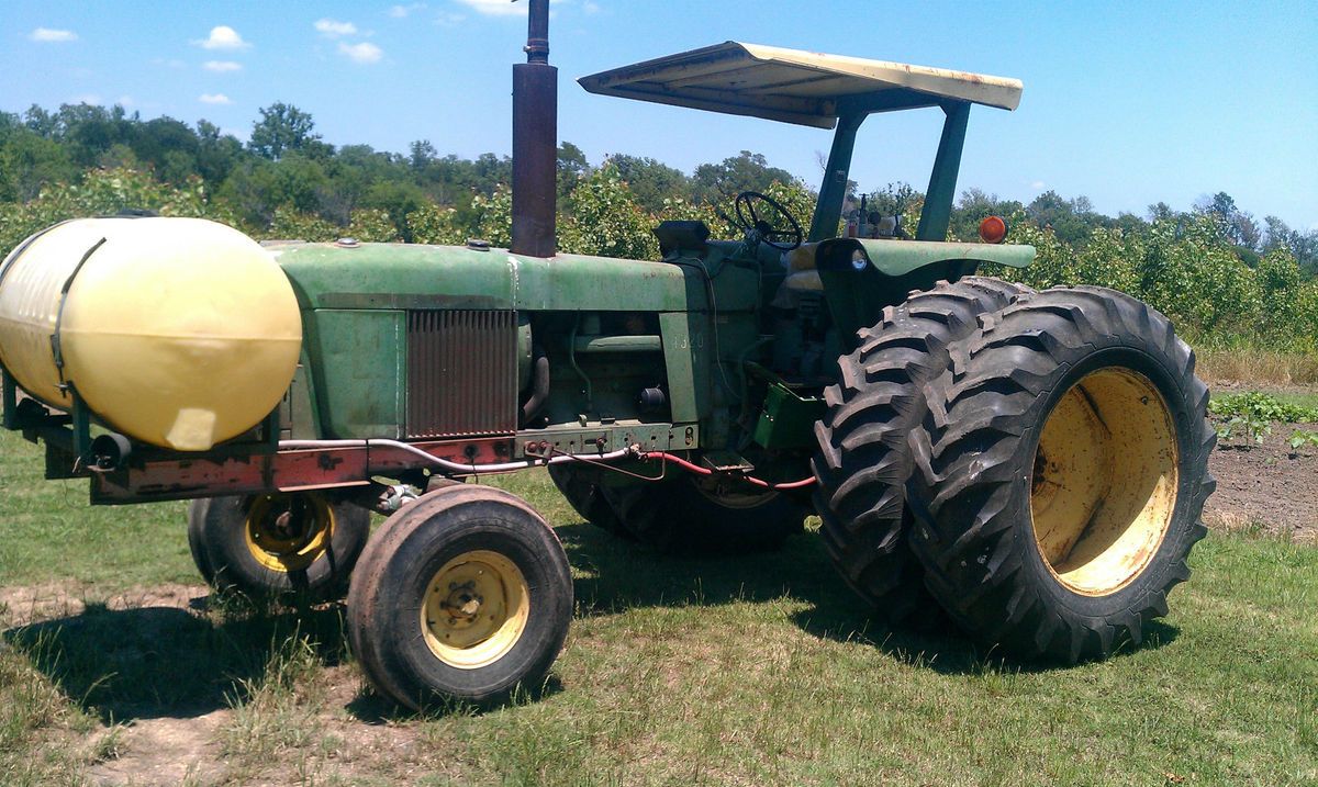 John Deere 4320 Tractor