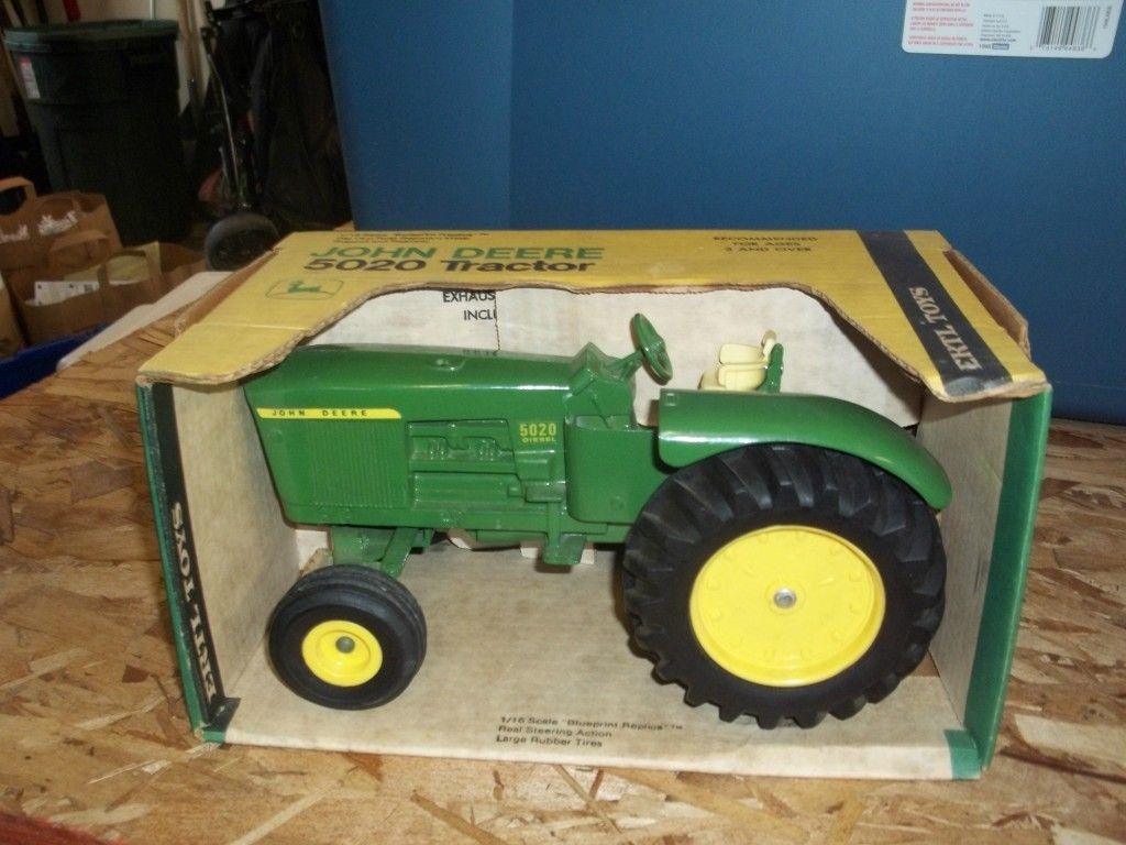 John Deere Toy Tractor 5020 555 Greenbox  