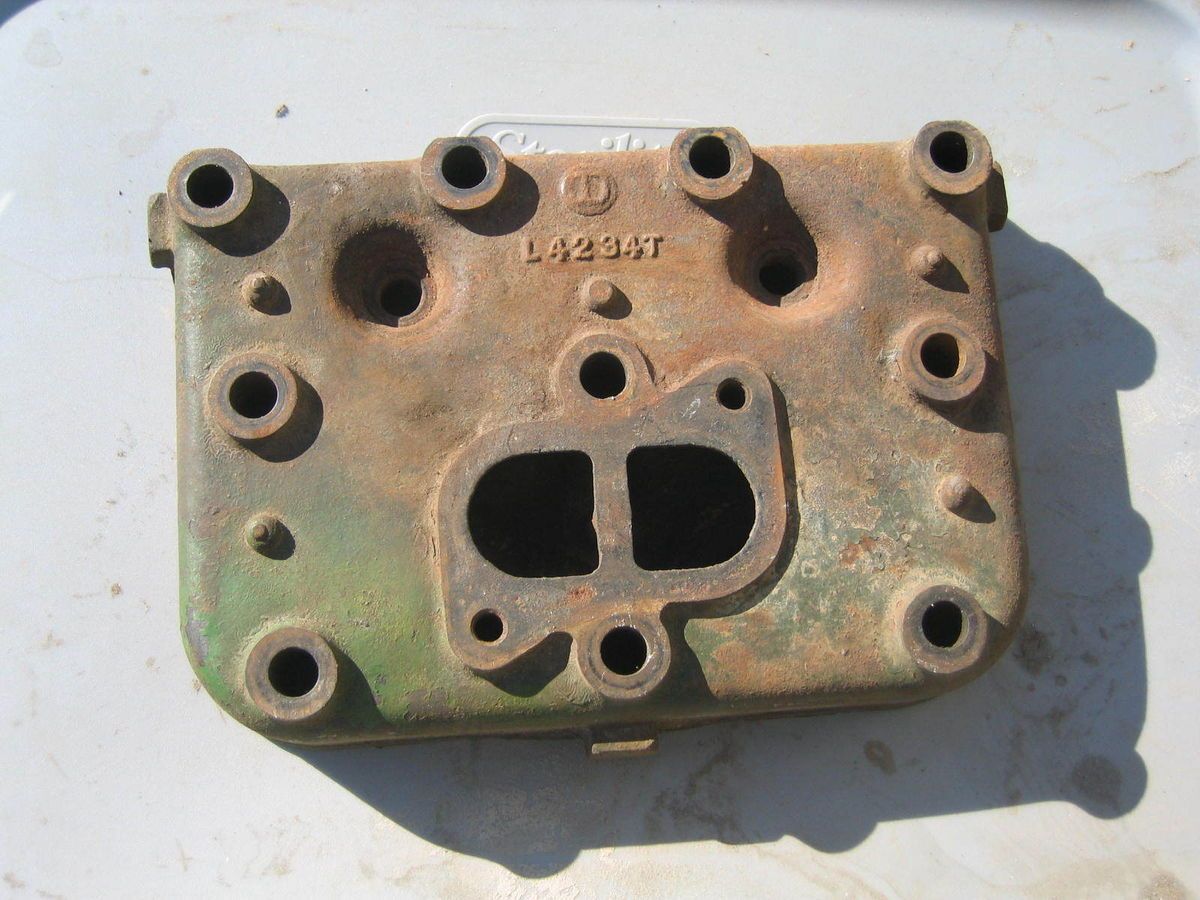 John Deere La Repairable Cylinder Head L4234T  