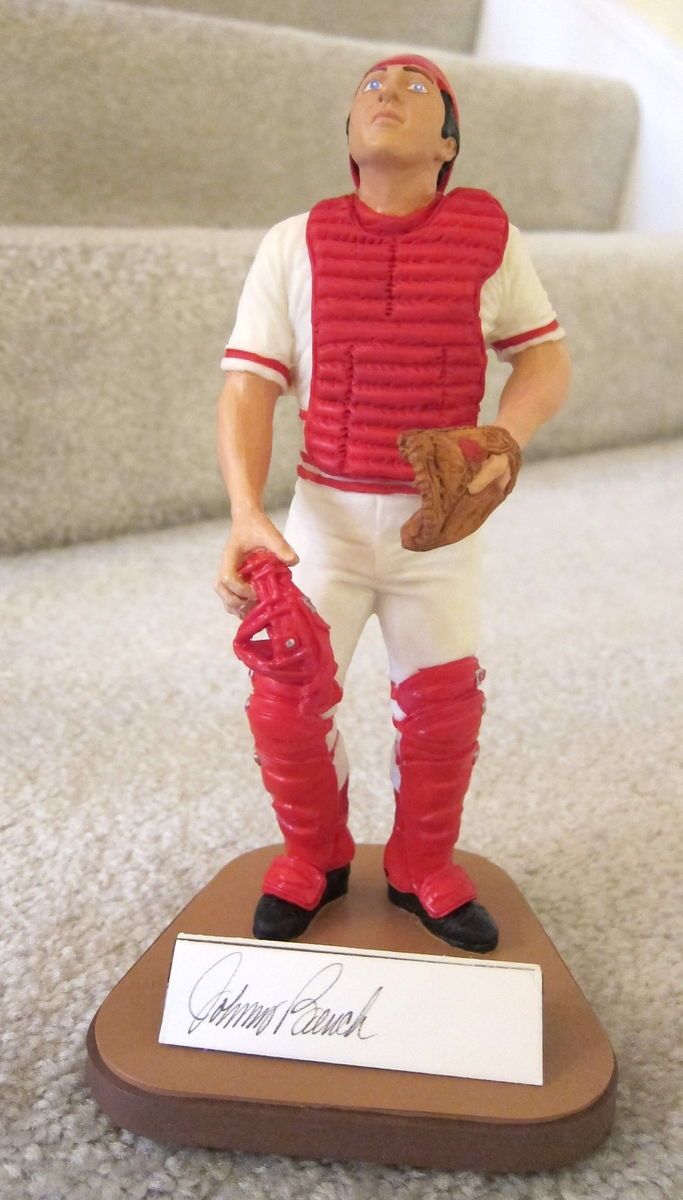 JOHNNY BENCH CINCINNATI REDS AUTOGRAPHED ARTIST PROOF GARTLAN FIGURINE  