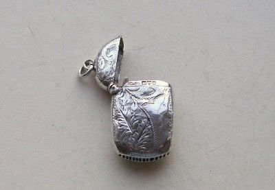 1907 SOLID SILVER SMALL VESTA MATCHSAFE JOSEPH RICHARD GRIFFIN  